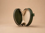 AURA-MINI POUCH EN CUERO VERDE ESMERALDA